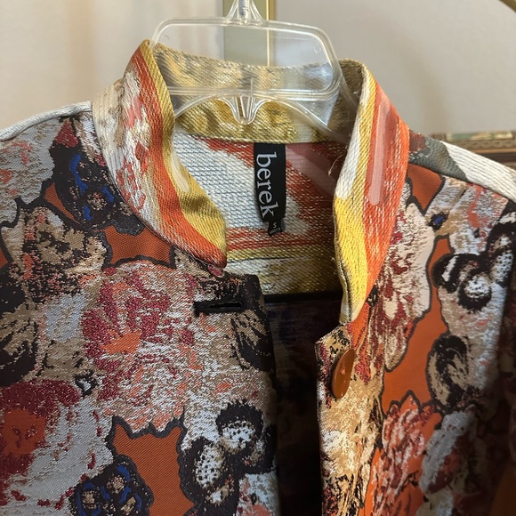 Beautiful Berek jacket - Picture 4 of 4